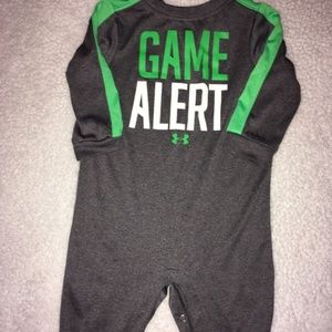 INFANT BOYS UNDER ARMOUR 6-9 MONTH